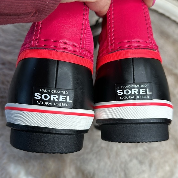 Sorel | Kids' Yoot Pac Waterproof Snow Boot in Bright Rose - Picture 16 of 16